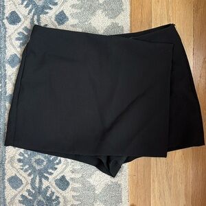 Zara black skort
